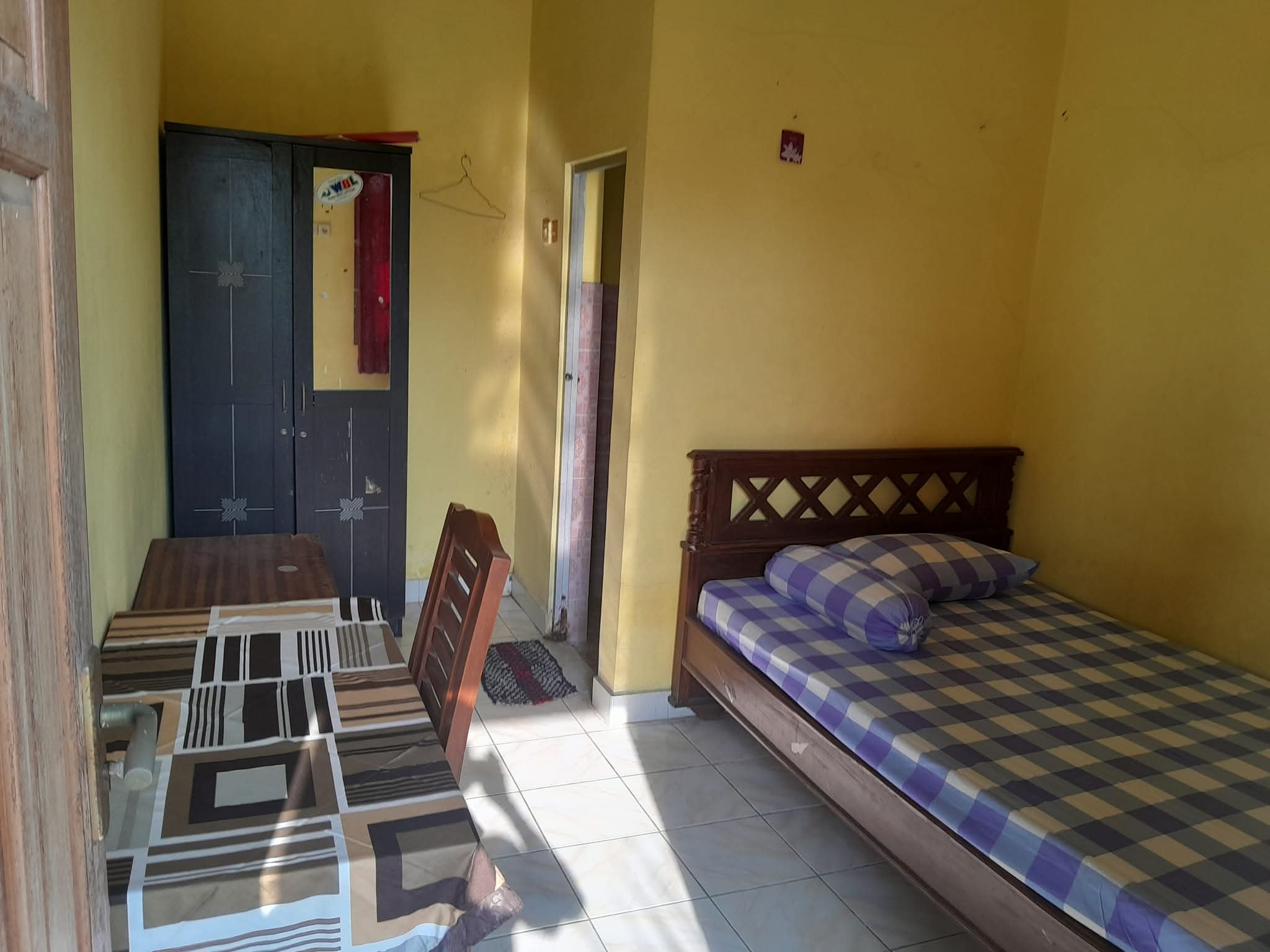 Kos Wisma Arya (Suami Istri non AC)