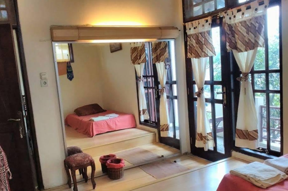 Homestay Puspaloka